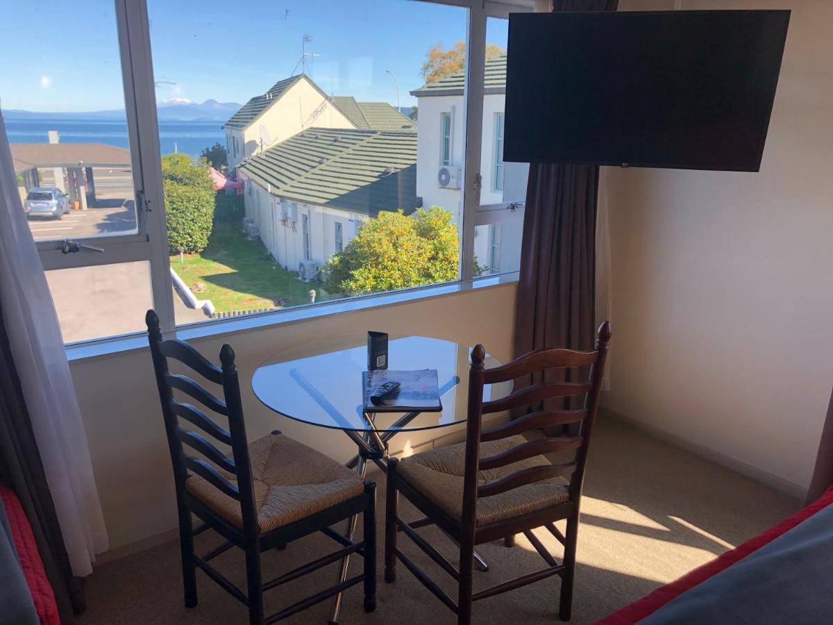Absolute Lake View Motel Taupo Exterior photo