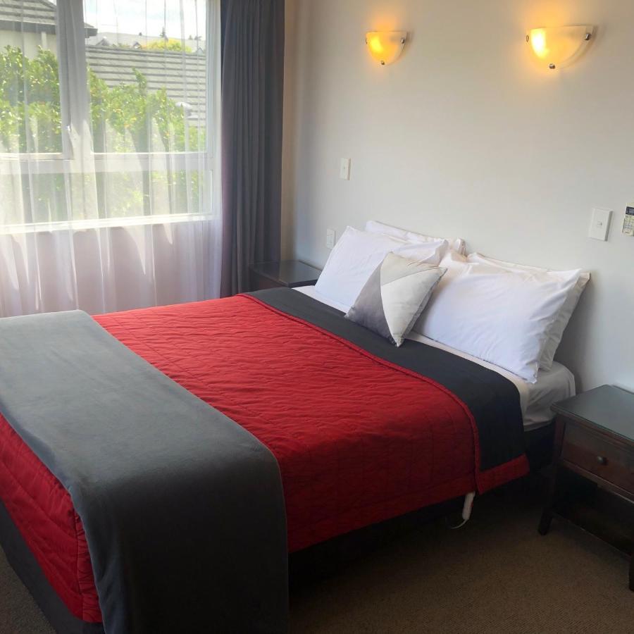 Absolute Lake View Motel Taupo Exterior photo